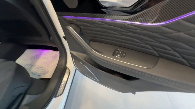 HONGQI HS5 Обзор смотреть онлайн