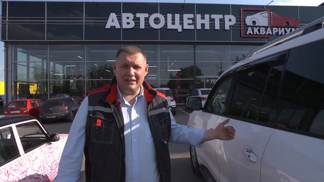 Блокировка дверей в машине от детей.