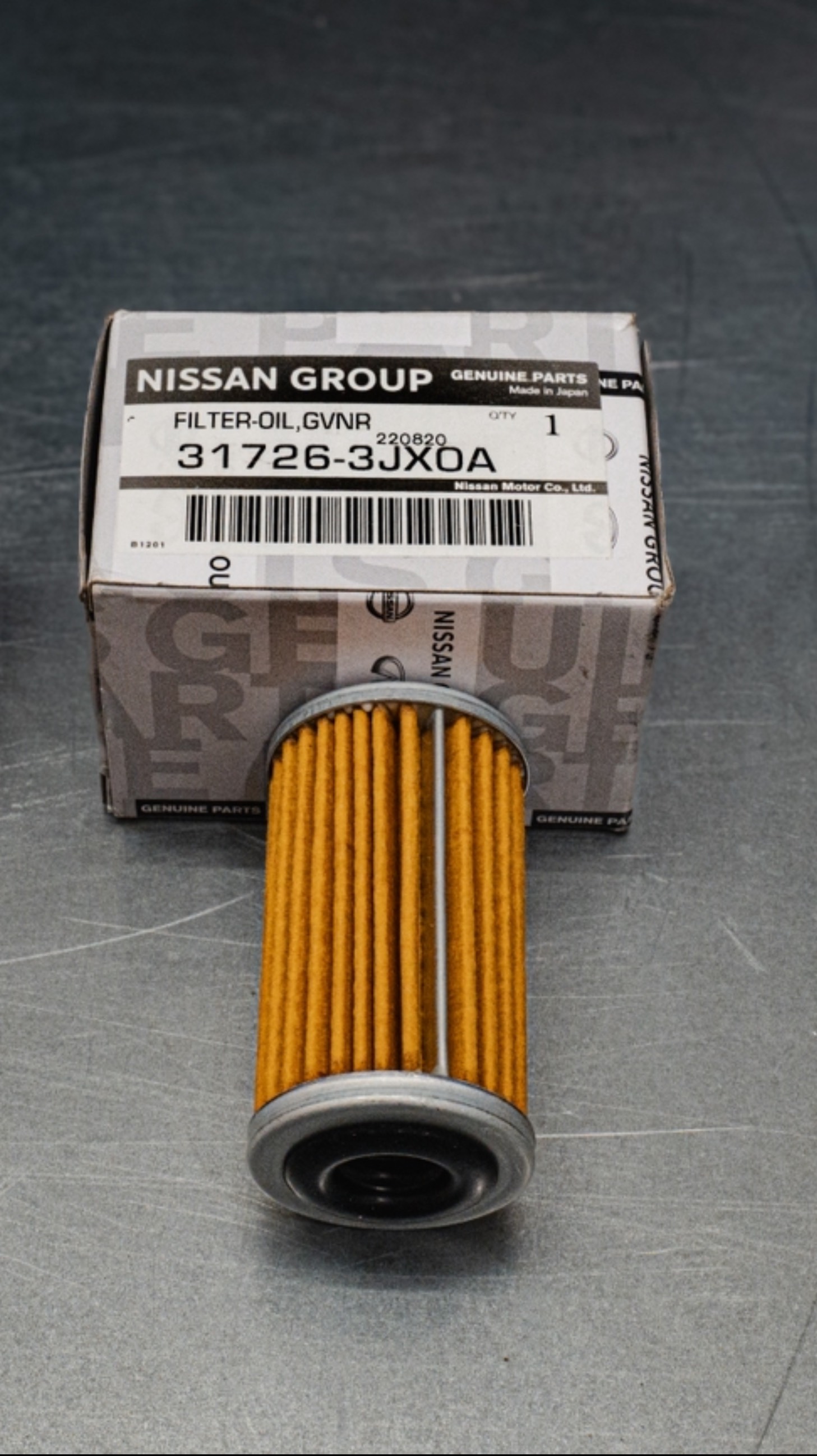 Nissan Juke, 2013 г, 68000 км. Замена масла в вариаторе. смотреть онлайн