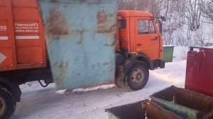 Мусоровоз МКМ 4503 на шасси КАМАЗ 43253 (М 059 МО 51)