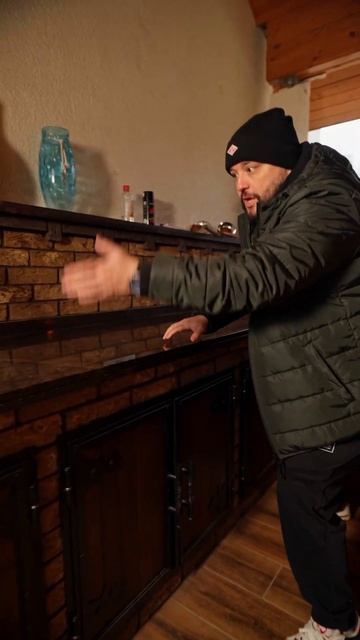 В доме, на веранде, в беседке...