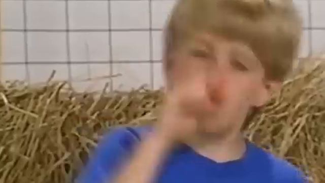 Kazoo Kid - Trap Remix смотреть онлайн