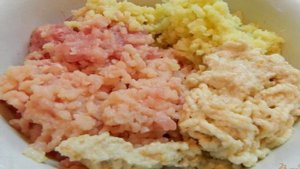 Котлеты из свинины и курицы