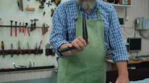 Инструменты жестянщика: топ-12 самых необходимых