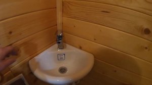 Два санузла на даче, гостевой и хозяйский!