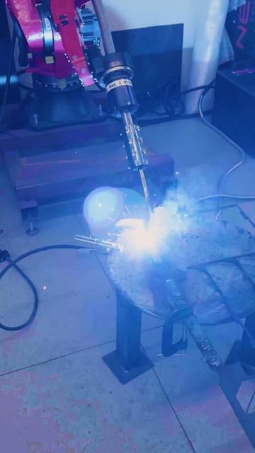 СВАРКА ЗИГ ЗАГОМ НА GALICH ROBOT HAND смотреть онлайн