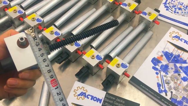 JTC2.5 - 2.5 kN micro screw jack mechanism, worm gear lift light load 250kg смотреть онлайн