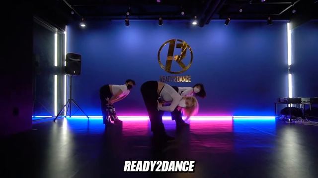 Hwasa - I`m a B (화사 I`m a 빛)