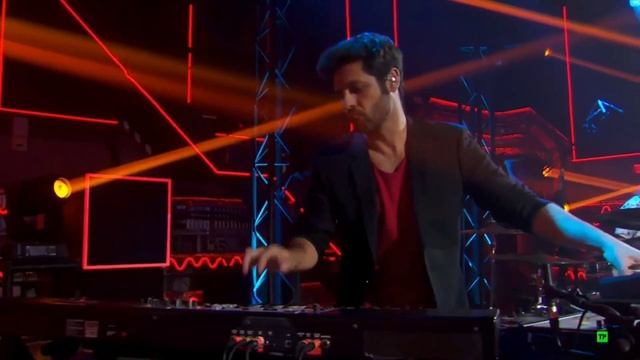 Vetusta Morla- La vieja escuela. Sesiones movistar÷, (2018) смотреть онлайн