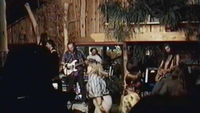 Poisoned Squirrels "Do the Same" live at Chalet Suisse смотреть онлайн