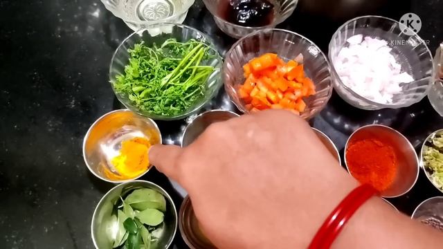 घडीची बट्टी आणि आंबट गोड वरण/Ghadichi batti Ani Ambat God Varan recipe- #MinAnandkitchen смотреть онлайн