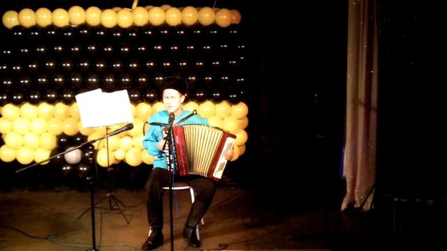 Над окошком месяц
Алексей Ветров смотреть онлайн