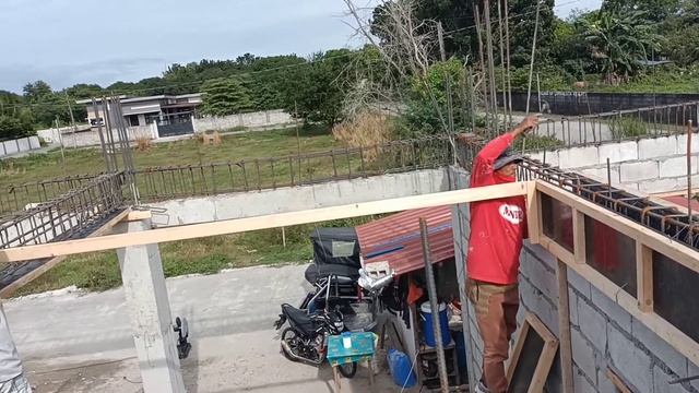 HOUSE CONSTRUCTION: Installation of Steel Deck and Floor Beams : Episode 4
