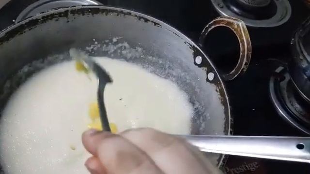 RAVA KESARI - ராவா கேசரி RECIPE IN TAMIL FROM BAGI'S KITCHEN - MORMILAGAI смотреть онлайн