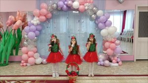 Ансамбль "Задоринки" - Л.Мартынов/Н.Саконская "Ягодка по ягодке" - Серов