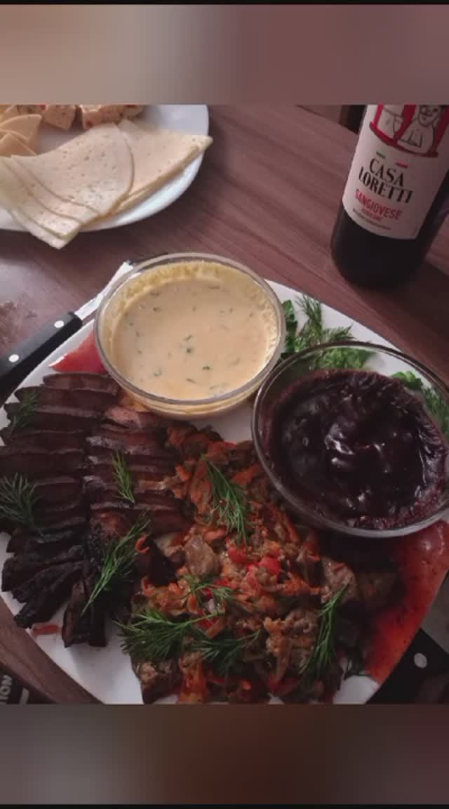 Печень куринная с овощами + печень свинная с соусами. Быстро ,сочно ,вкусно!!! смотреть онлайн