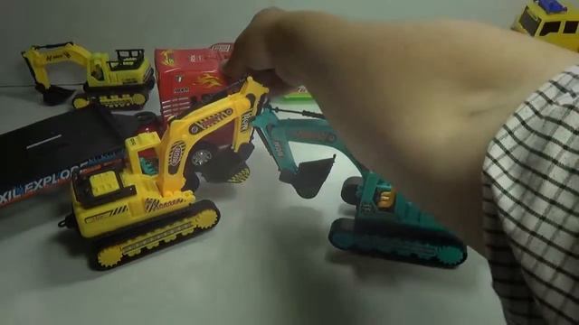 Огромный Транспортер грузовик | Видео для детей смотреть онлайн