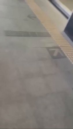 Землетрясение в Бангкоке, вагоны метро ходят ходуном от толчков