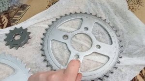 Звёзды и цепь на Regul moto sport 003