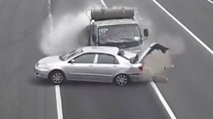 Аварии и ДТП на дорогах ТОРОПЫГИ  и Водятлы за рулем - ВЕСНА