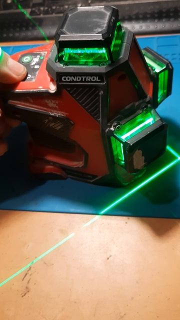 Лазерный нивелир CONDTROL Omniliner G3D.