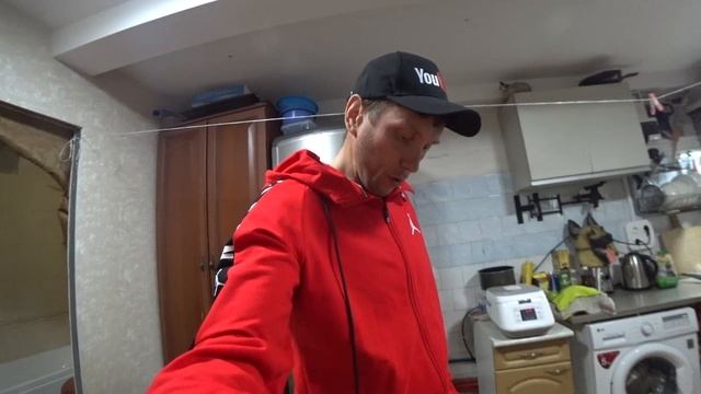 Обновочки. Приоделся, приобулся, на бомжа не похож