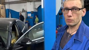 Volvo s80 приехал на замену опорных подшипников с водой в салоне.