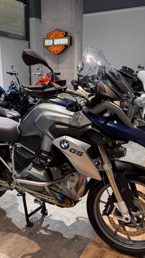 2015 BMW R1200GS 18K