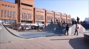 Экстримальные велосипедисты.