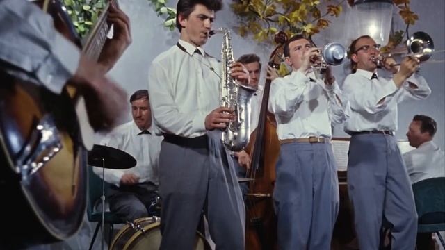 С Новым Годом смотреть онлайн