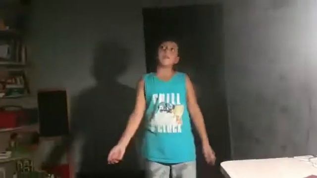 ГИГИ ЗА ШАГИ смотреть онлайн