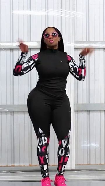 School Half-Zip Pullover & School Tights. смотреть онлайн