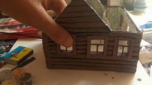 деревянный дом из картона