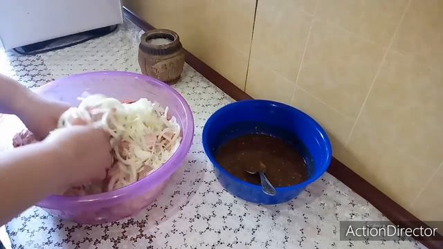 Жарим Шашлык с Курицы на природе. смотреть онлайн