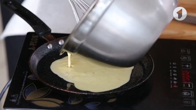 Утро. Lite / Готовим ролл из омлета