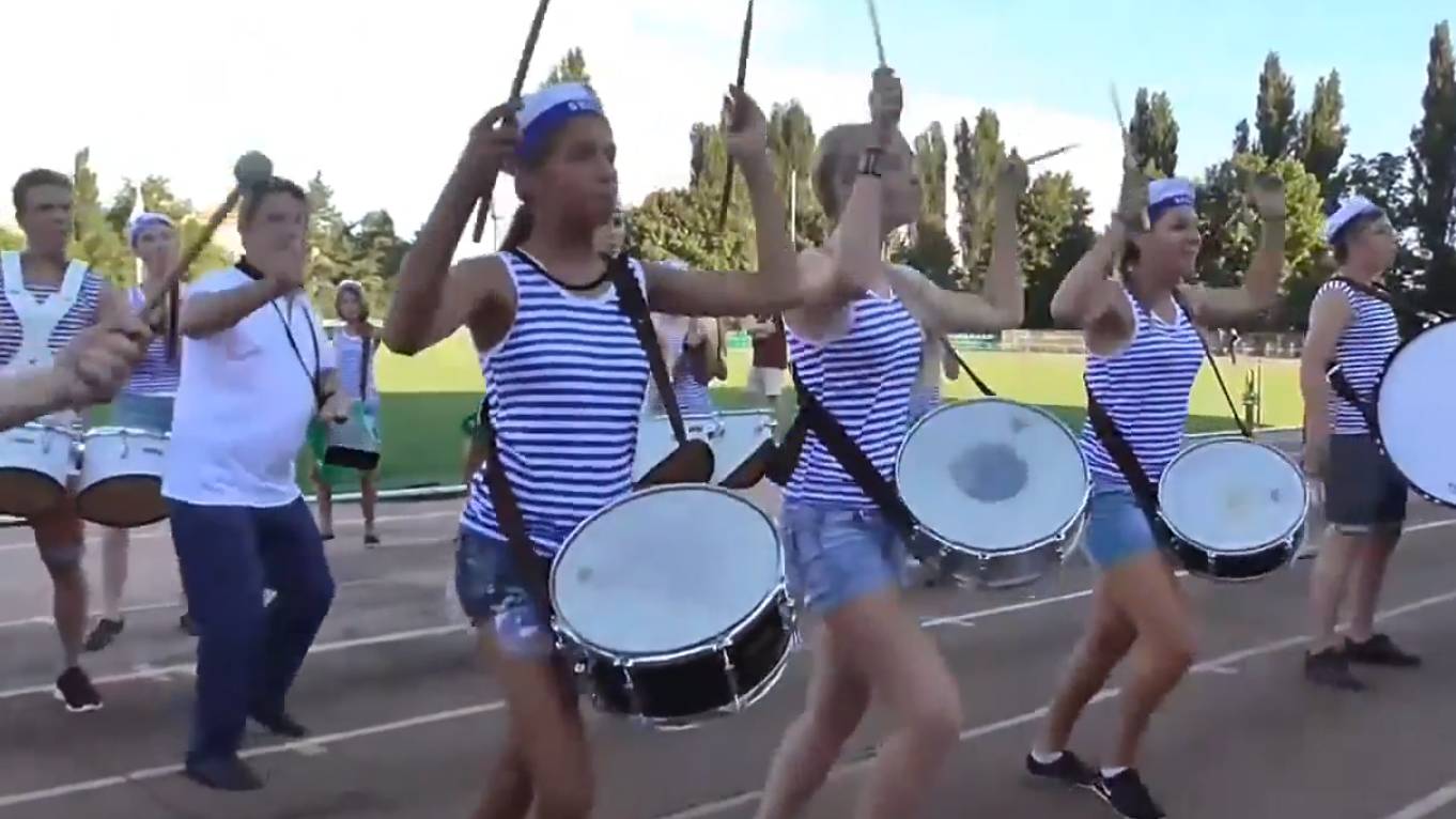 Барабанщики ЮНГА смотреть онлайн