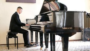 Beethoven. Piano Sonata No. 1 in F Minor, Op. 2 No. 1: I. Allegro / Л. БЕТХОВЕН - Соната №1 фа минор