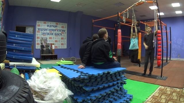 Уборка и перестановка 1-1 в зале ФВСА. СКК "Вместе" смотреть онлайн