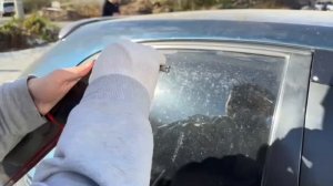 Видео установка 2Д дефлекторов окон / плоские ветровики на Lada Priora хэтчбек/ Лада Приора хэтчбек