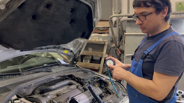 Как проверить работоспособность маслоотделителя на моторе Вольво 2,5Т? смотреть онлайн