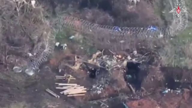 Уничтожение САУ«Гвоздика» ВСУ, блиндажа с личным составом и пикапа ВСУ