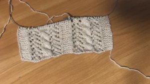 Три узора спицами на одном полотне. Красиво, ажурно и эффектно