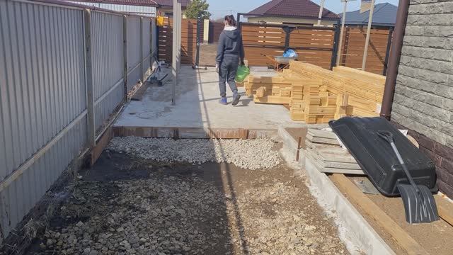 ЗАГОРОДНАЯ ЖИЗНЬ🔥 СДЕЛАЛА ГРЯДКИ// ТАСКАЮ ЩЕБЕНЬ// БЫСТРЫЙ ОБЕД И УЖИН🔥 смотреть онлайн