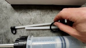 Шприц для замены технических жидкостей - распаковка, состав комплекта, применение для коробки переда