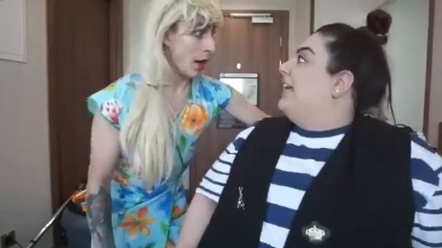 Мои залатие,хотела завести новую рубрику лафхаки,но эта дурацкая уборщица @shteps s надаела меня ! смотреть онлайн