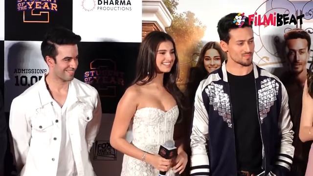 FilmiBeat! Student of the Year 2 Ananya Pandey & Tara Sutaria make fun of Tiger Shroff FilmiBea смотреть онлайн