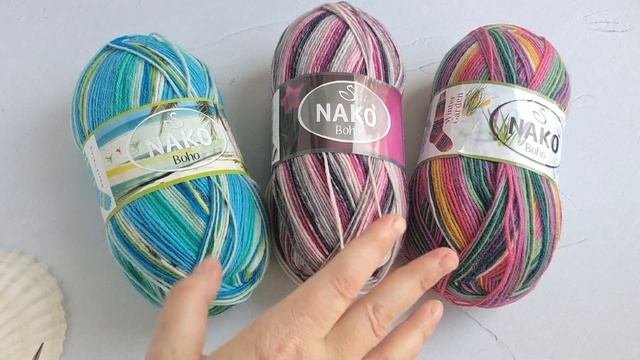 Вяжу из пряжи купленной в путешествие. Готовые работы, покупки.