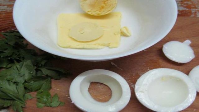 Бутерброды с икрой трески