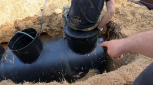 Делаем огромный погреб - кессон из бетонных колец для абиссинской скважины и септик Диамант 5