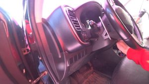 Мою митцубиси на мойке самообслуживания